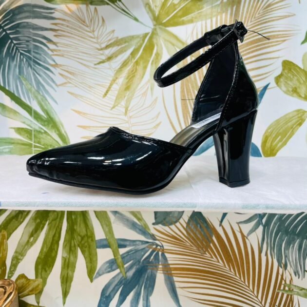 Escarpins Femme Talon Corne – Élégance & Stabilité